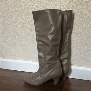 Chic Vintage Knee high Taupe Boots